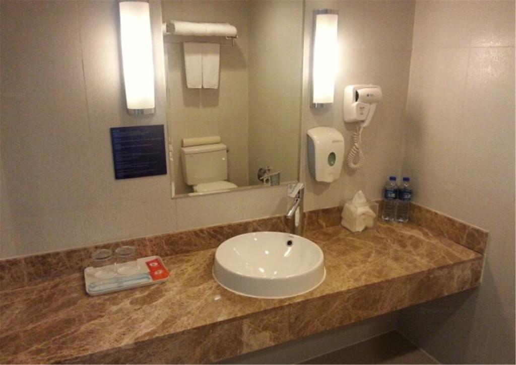 Holiday Inn Express Tianjin City Center Exterior foto